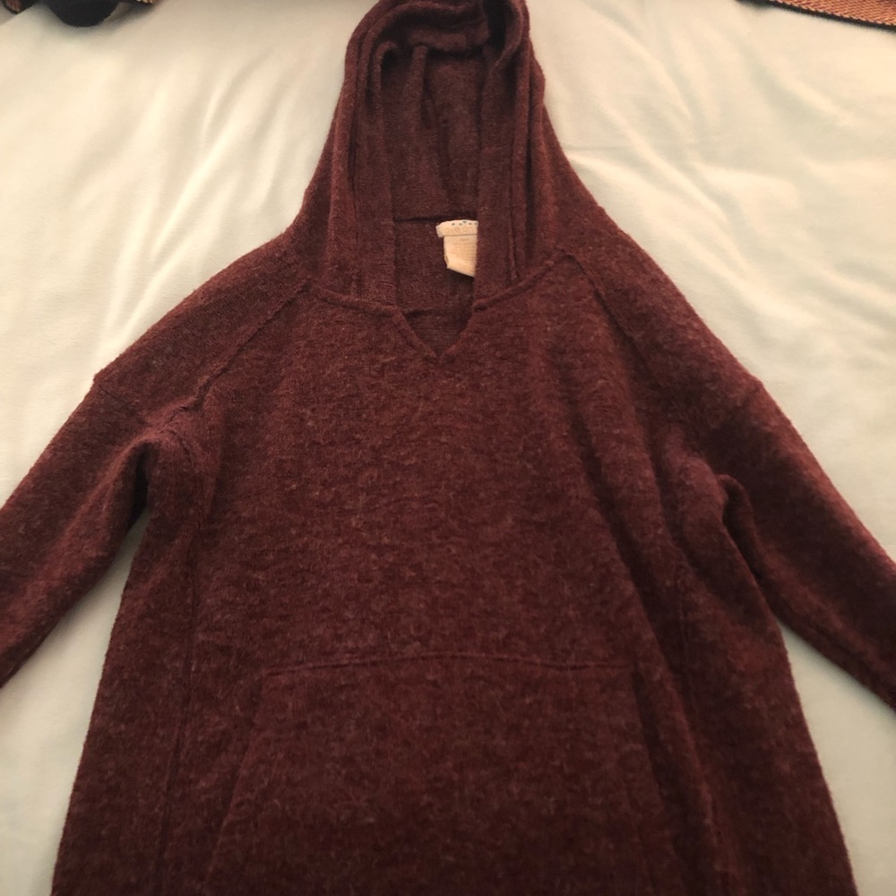 Love On Tap sweater with hood and pocket